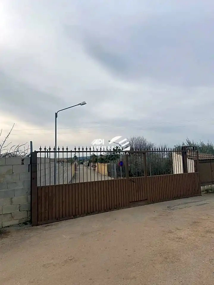 Residencial en venta en Cabra