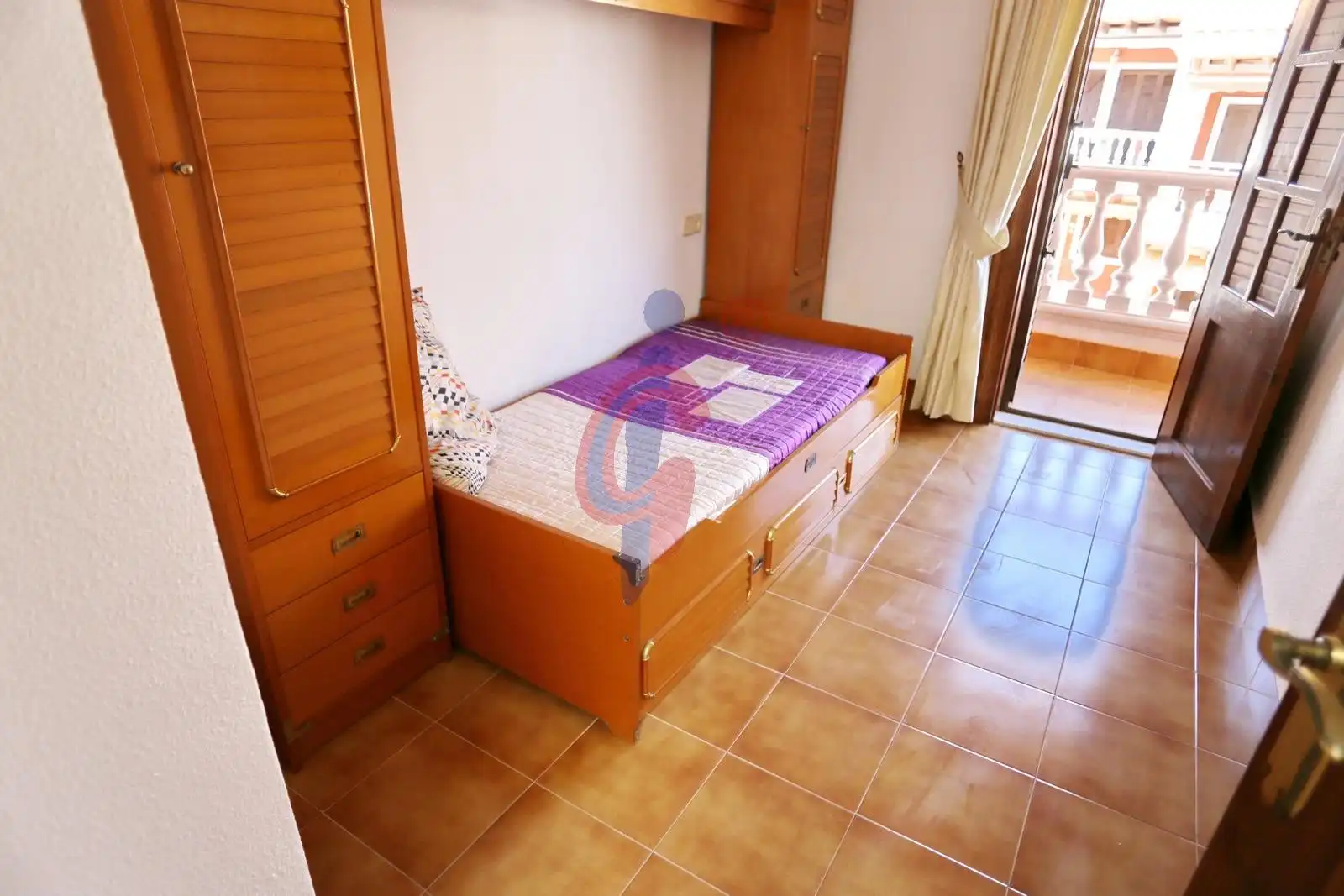 Habitación de Casa adosada en venta en Guardamar del Segura con Aire acondicionado, Calefacción y Terraza