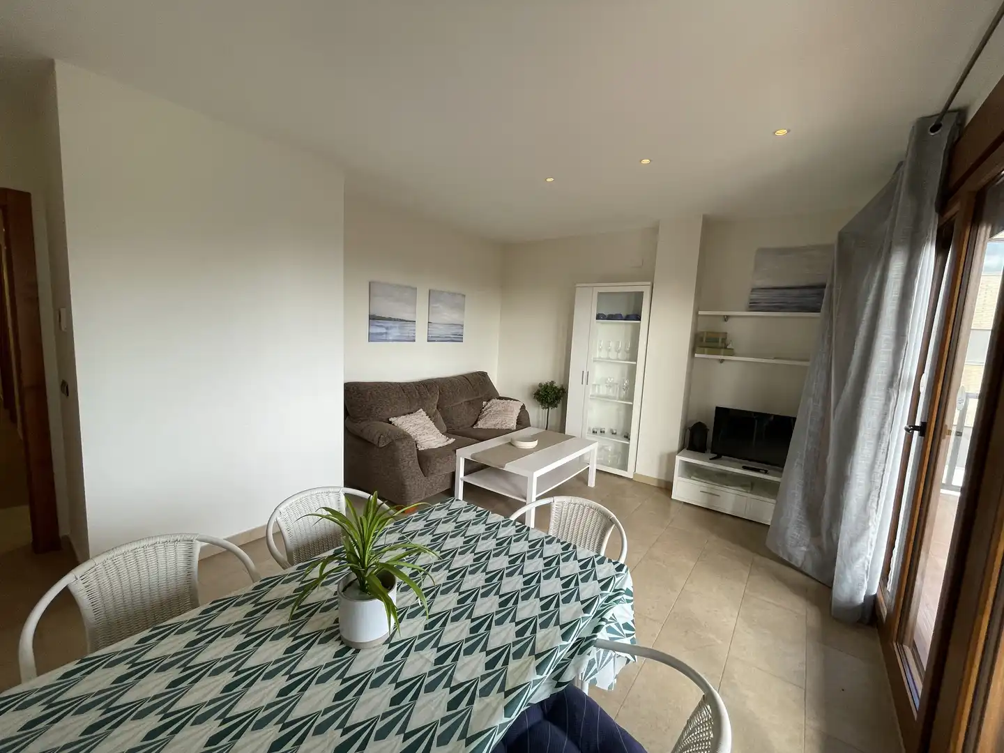 Sala d'estar de Apartament en venda en Alcalà de Xivert amb Aire condicionat, Calefacció i Jardí privat