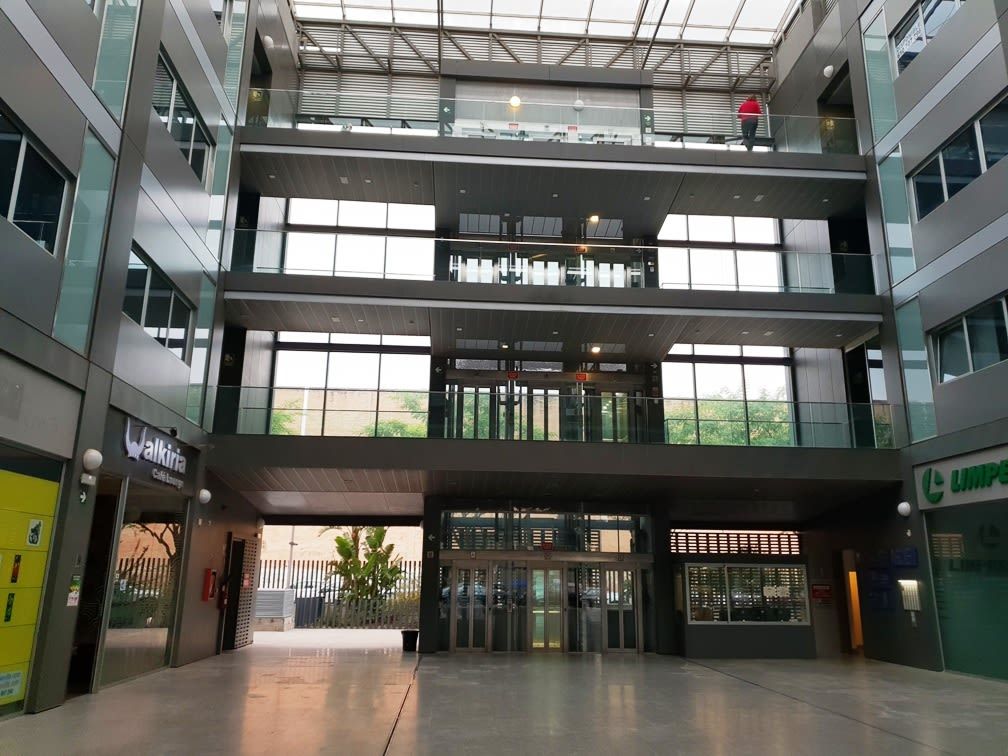 Oficina en venda a DE HYTASA ( EDIFICIO TIGESA), El Plantinar – Avda. La Paz - El Juncal, Sur