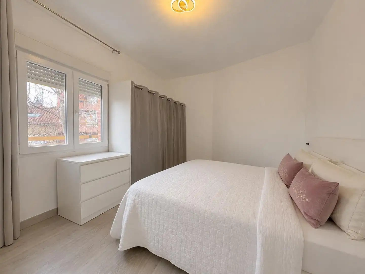 Habitación de Piso en venta en Ávila con Calefacción