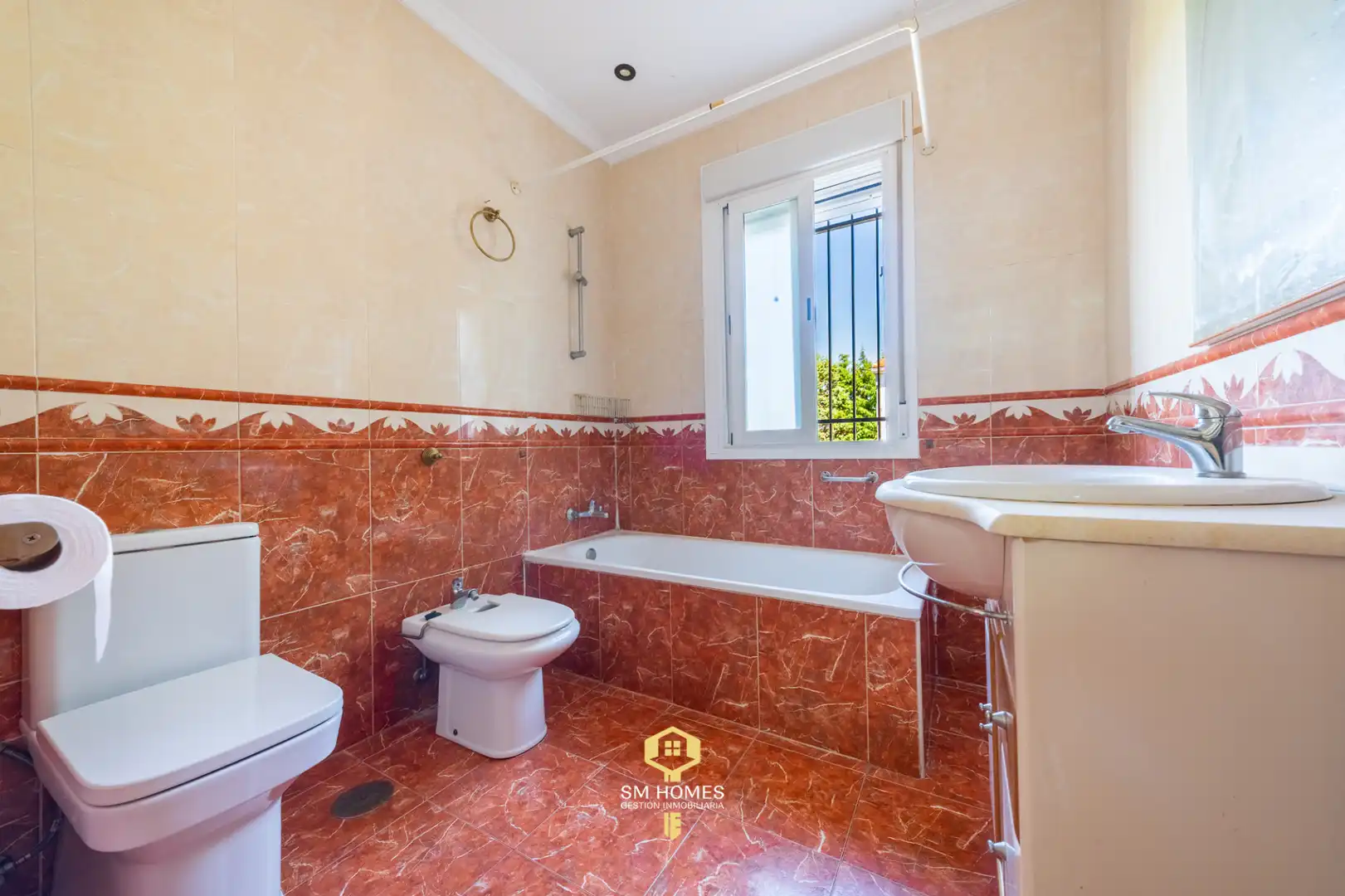 Bathroom of Houses for sale in Torrejón del Rey  with Air Conditioner, Heating and Private garden