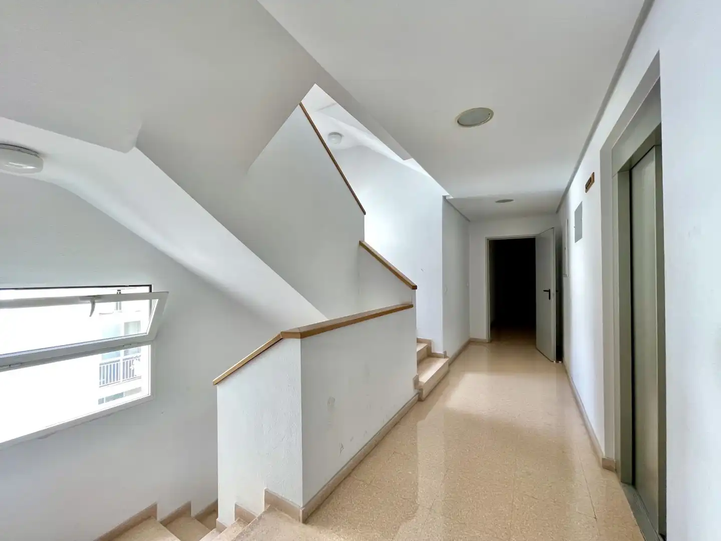Piso en venta en Alicante / Alacant con Aire acondicionado, Calefacción y Trastero