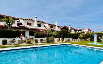 Swimming pool of House or chalet for sale in El Vendrell  with Air Conditioner, Terrace and Swimming Pool