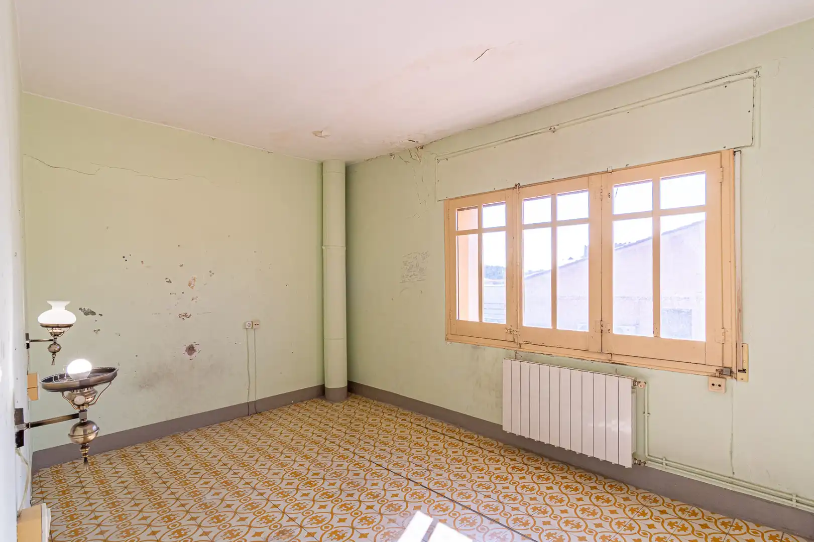 Bedroom of Detached homes for sale in Llers  with Air Conditioner, Heating and Terrace