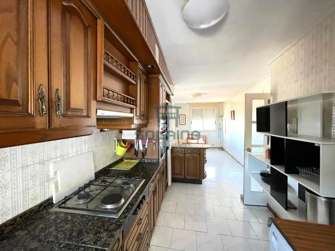 Cocina de Piso en venta en Ourense Capital  con Calefacción y Balcón