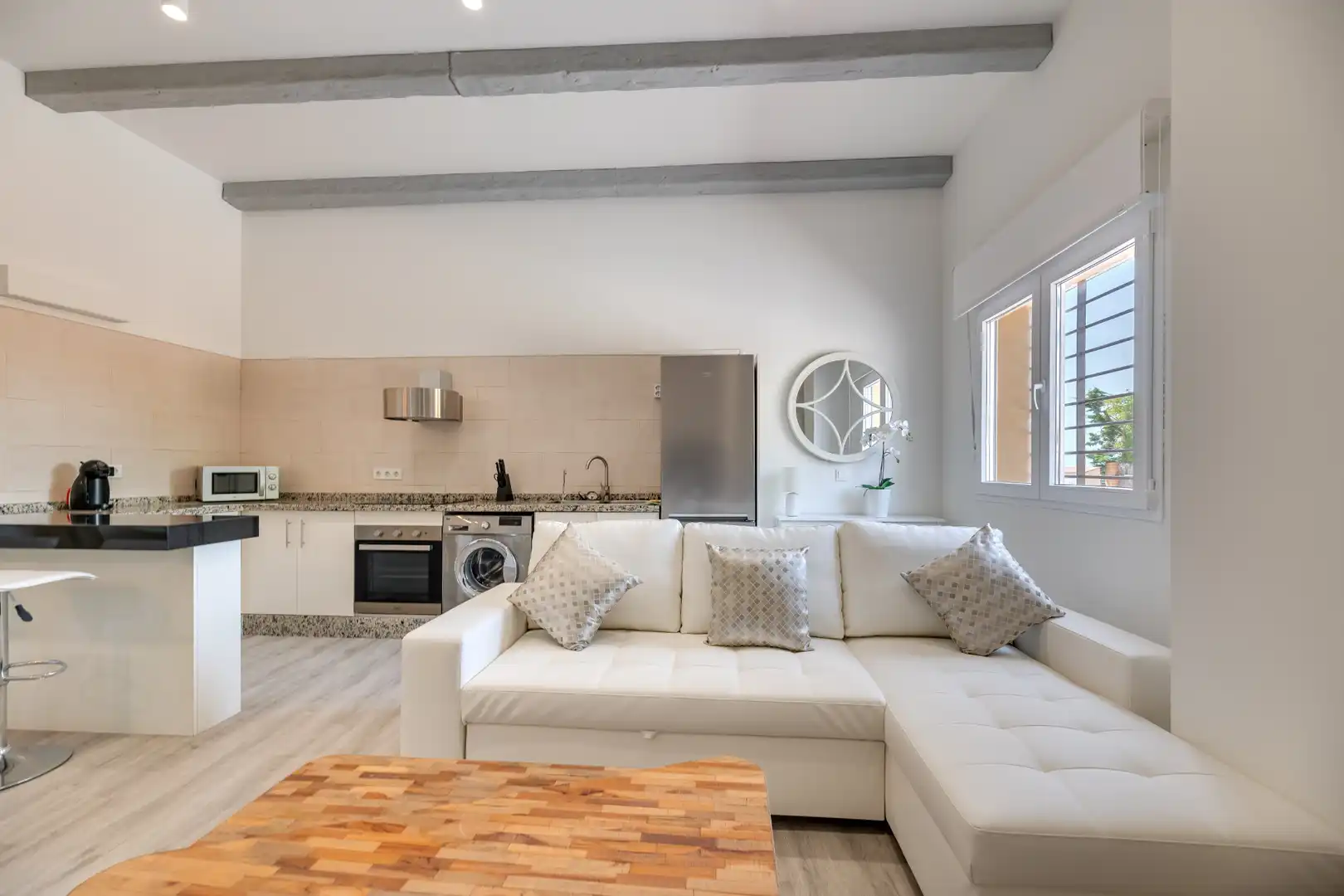 Sala d'estar de Apartament de lloguer en Málaga amb Aire condicionat, Calefacció i Parquet