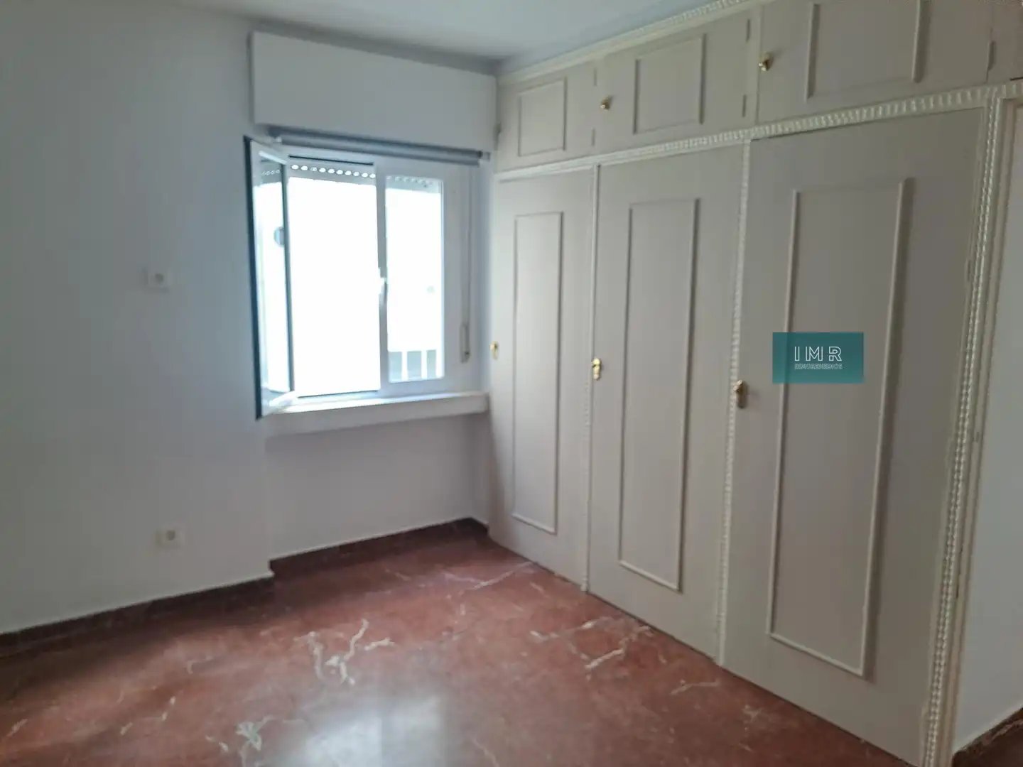 Bedroom of Flat for rent in Sevilla  with Air Conditioner and Storage room