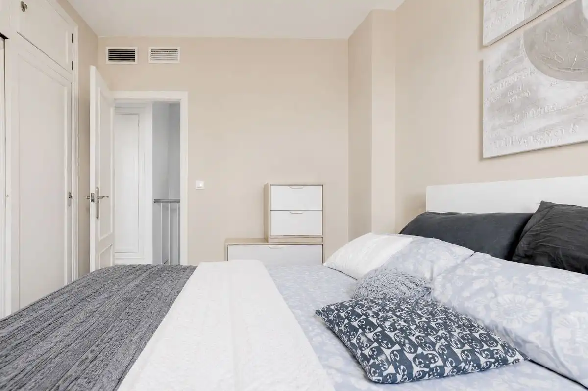 Dormitori de Casa o xalet en venda en Gines amb Aire condicionat i Calefacció