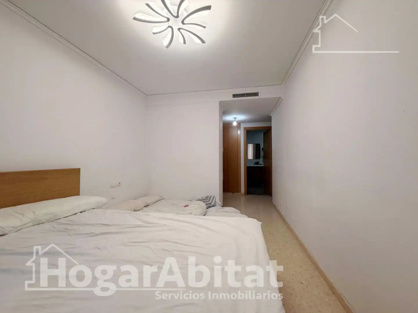 Bedroom of Flat for sale in Montserrat  with Air Conditioner, Heating and Terrace