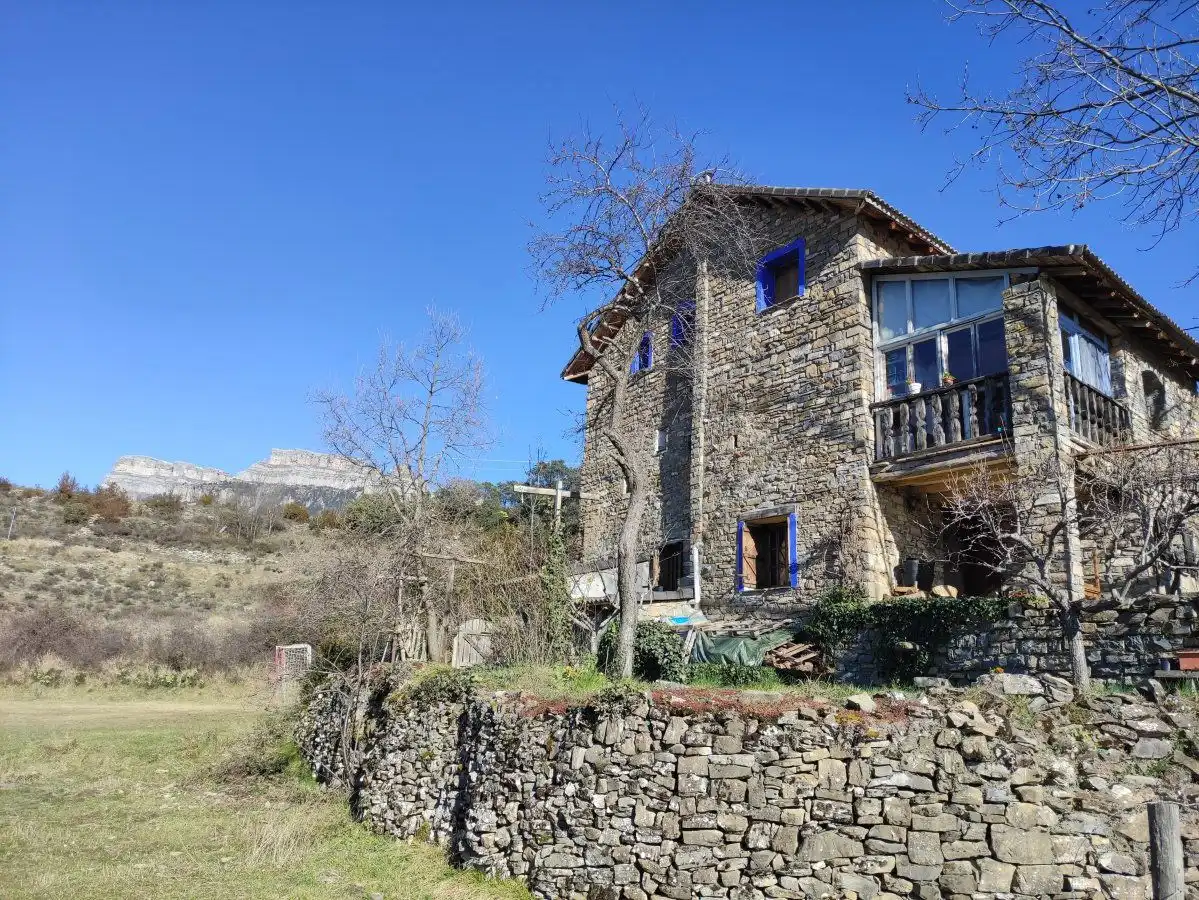 Vista exterior de Casa o xalet en venda en Fanlo amb Calefacció, Jardí privat i Terrassa