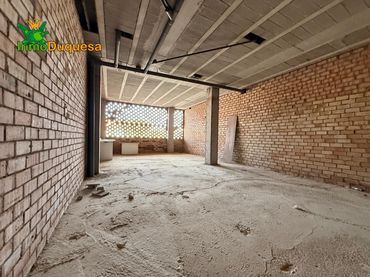 Local comercial en venda a Calle Real