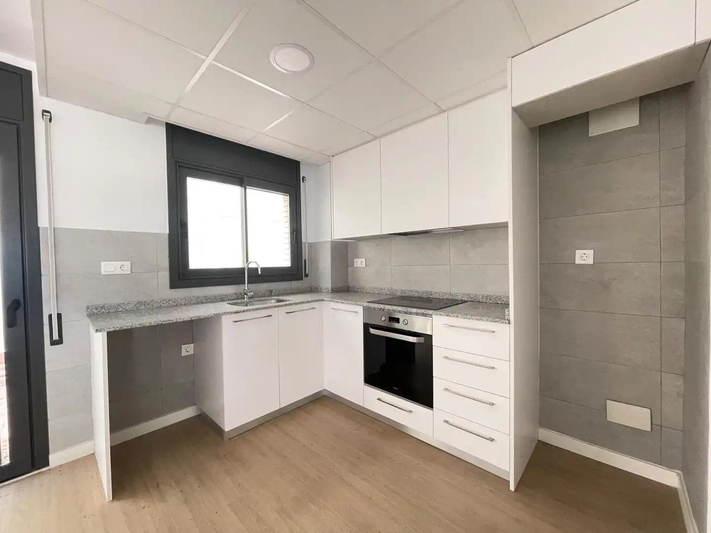 Cocina de Casa adosada en venta en La Pobla de Montornès  