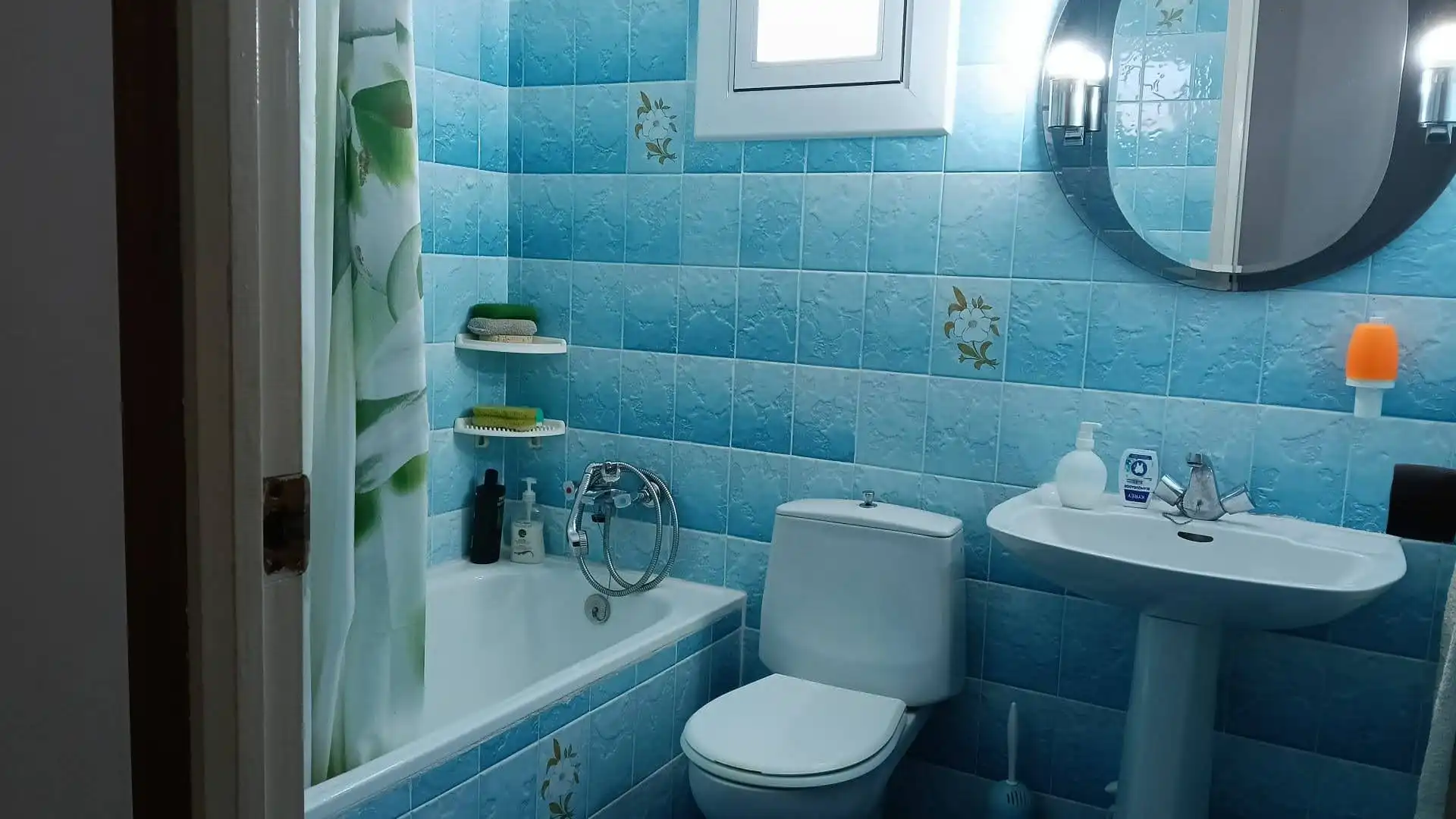 Baño de Piso en venta en Cunit con Aire acondicionado, Amueblado y Horno
