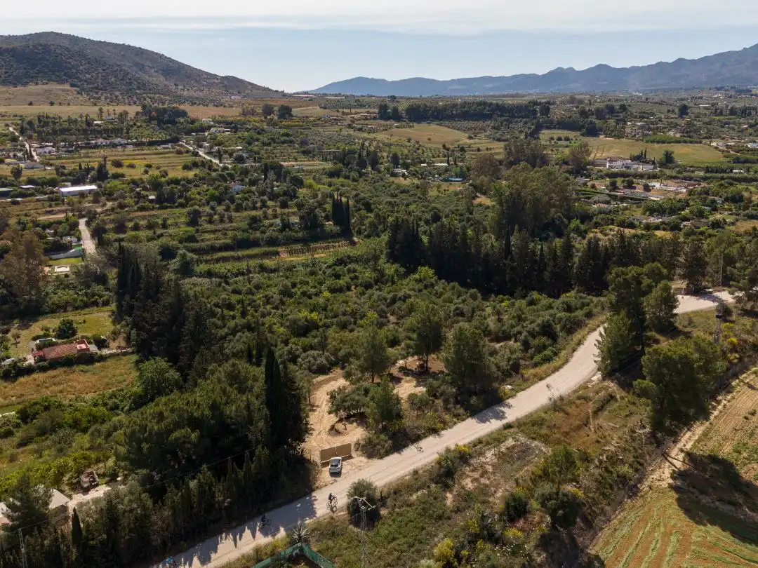 Terreno en venta en El Cigarral - Dehesa - Borrajo