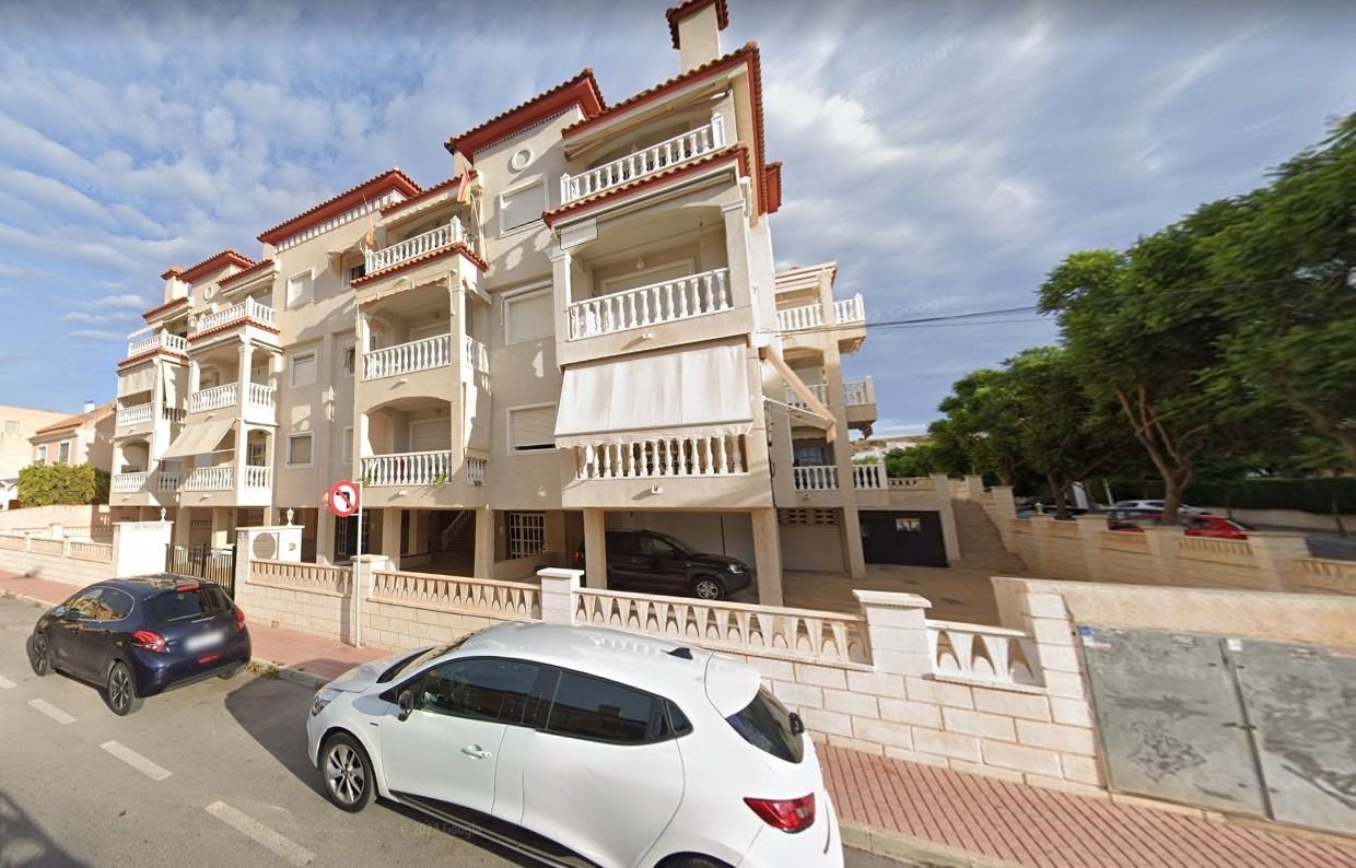 Garage to rent in Calle Avenida de Portugal, Calas Santiago Bernabéu