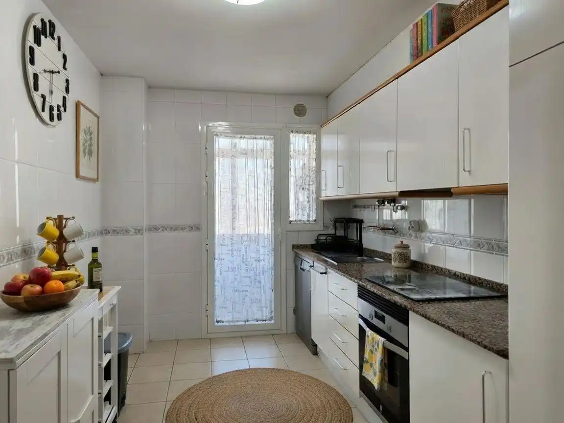 Flat with terrace for sale in VIOLANT D'HONGRIA, imagen 14