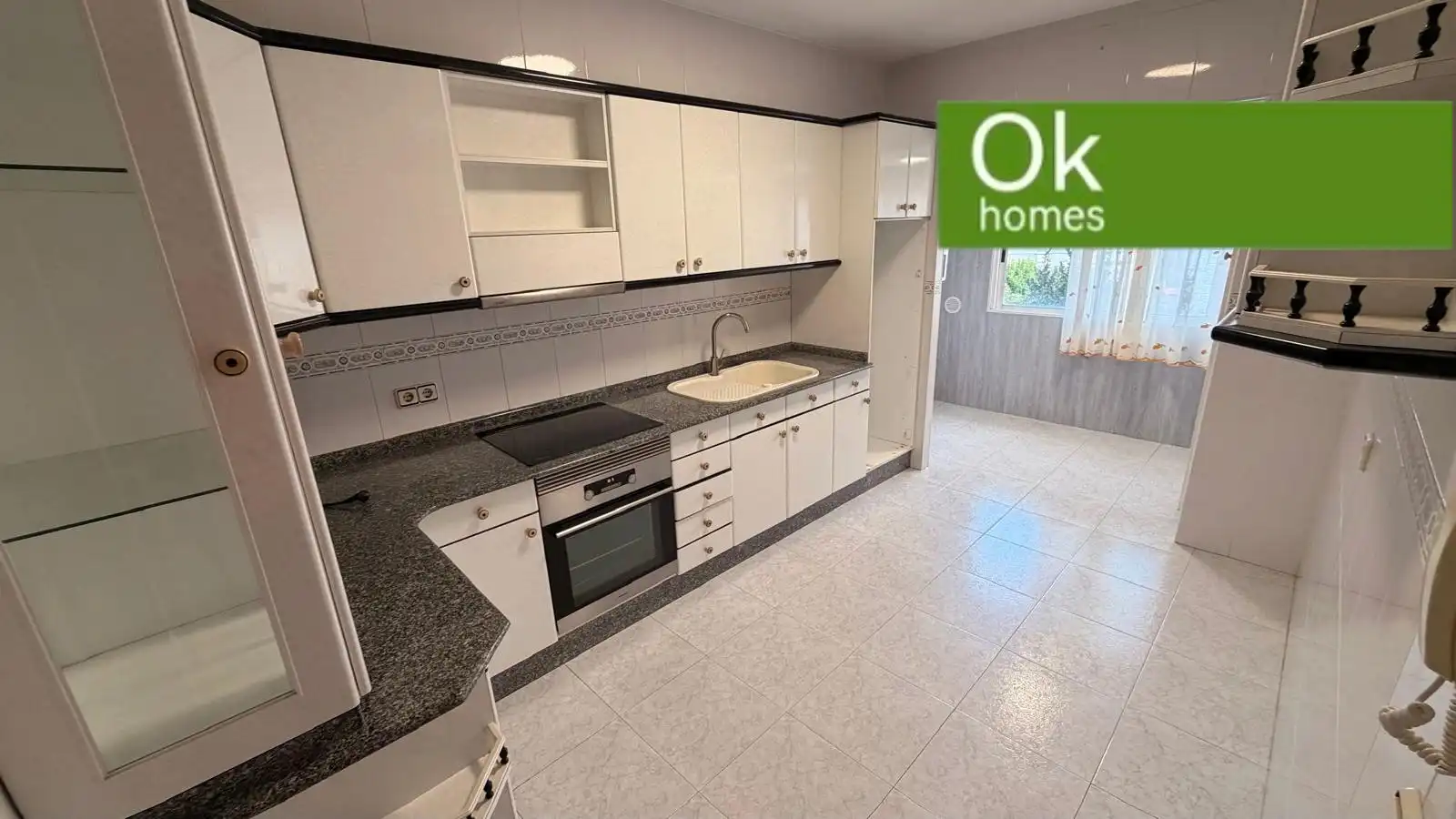 Kitchen of Flat for sale in Arteixo  with Furnished, Oven and Microwave