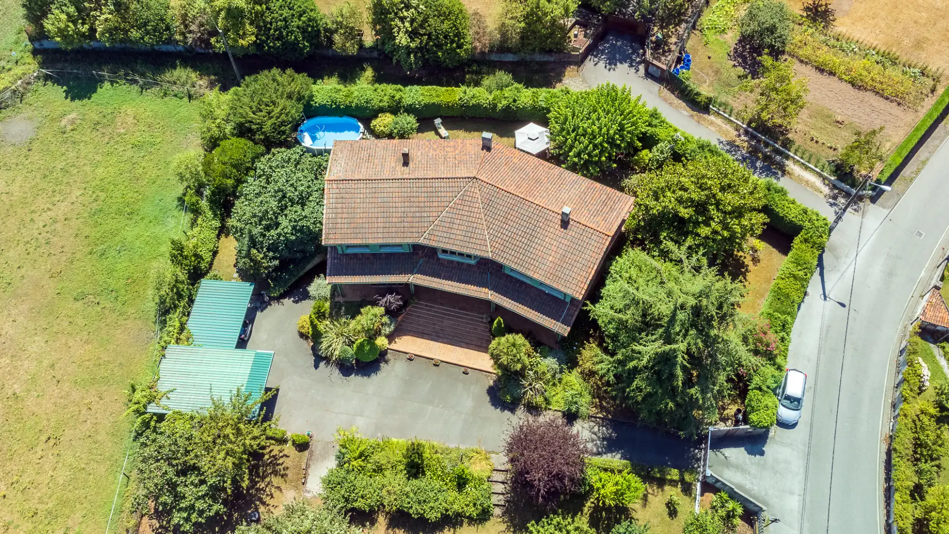 Vista exterior de Casa o chalet en venta en Oviedo  con Calefacción, Jardín privado y Parquet