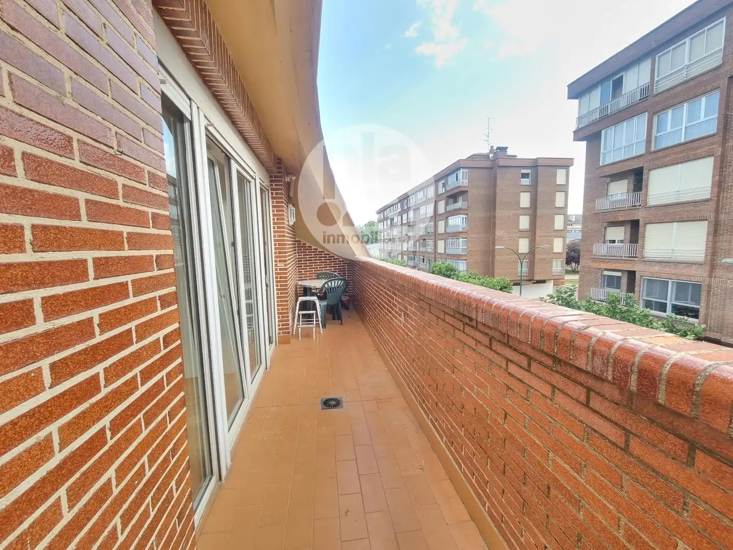 Terraza de Ático de alquiler en Burgos con Calefacción, Terraza y Trastero