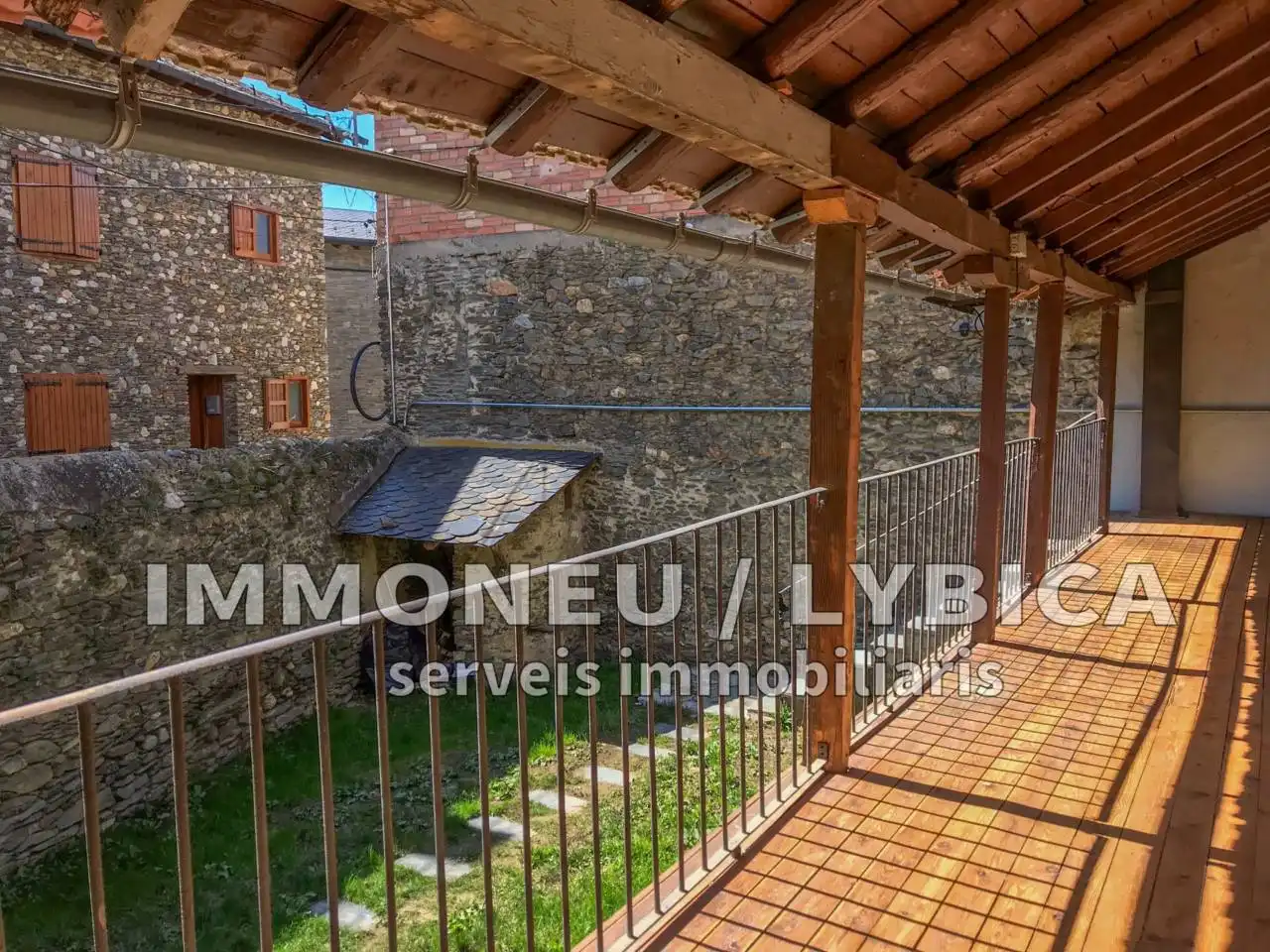 Terraza de Finca rústica en venta en Ger con Calefacción, Jardín privado y Parquet