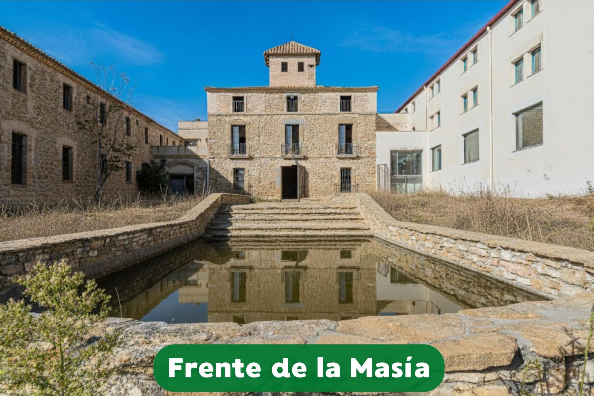 Vista exterior de Finca rústica en venda en  Lleida Capital amb Terrassa i Balcó