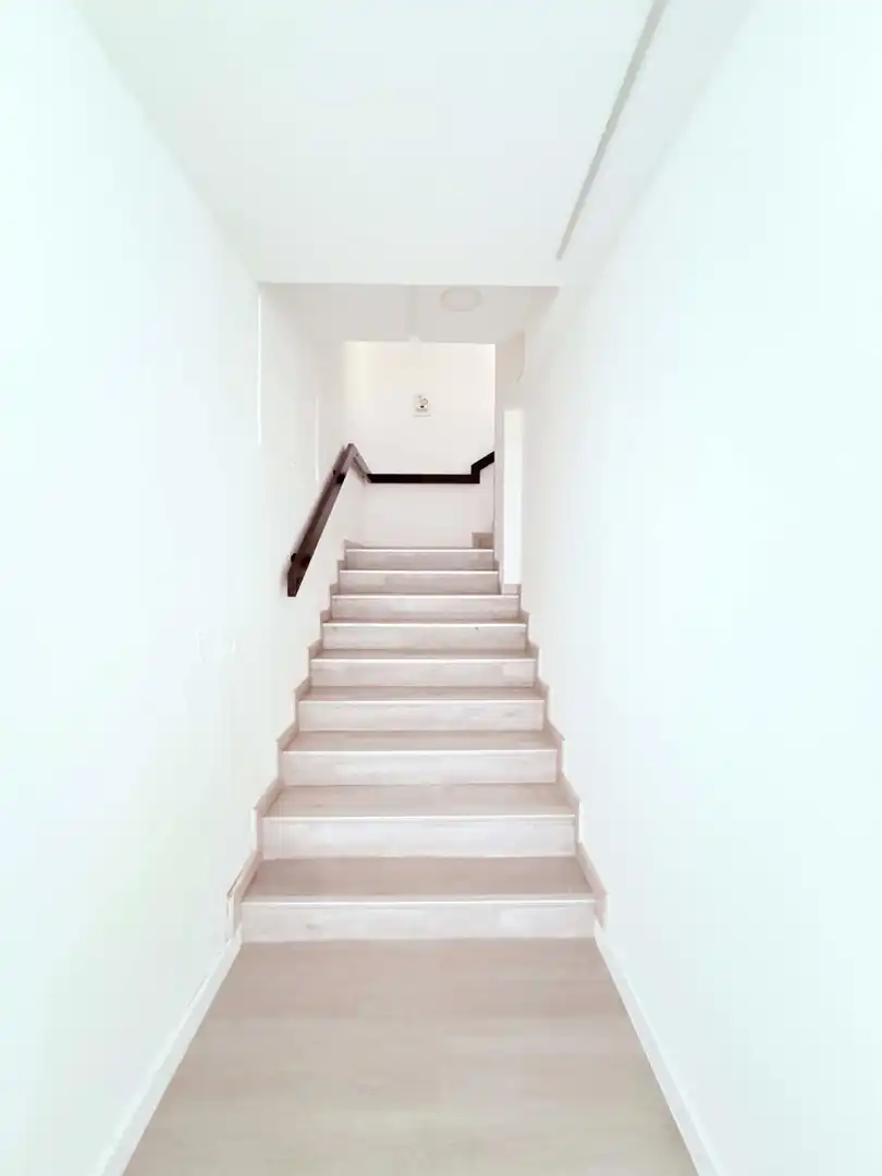 Commercial properties for rent in Suroeste - Zona Hospital