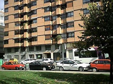 Individual en venda a Avenida Avenida Santiago Amón