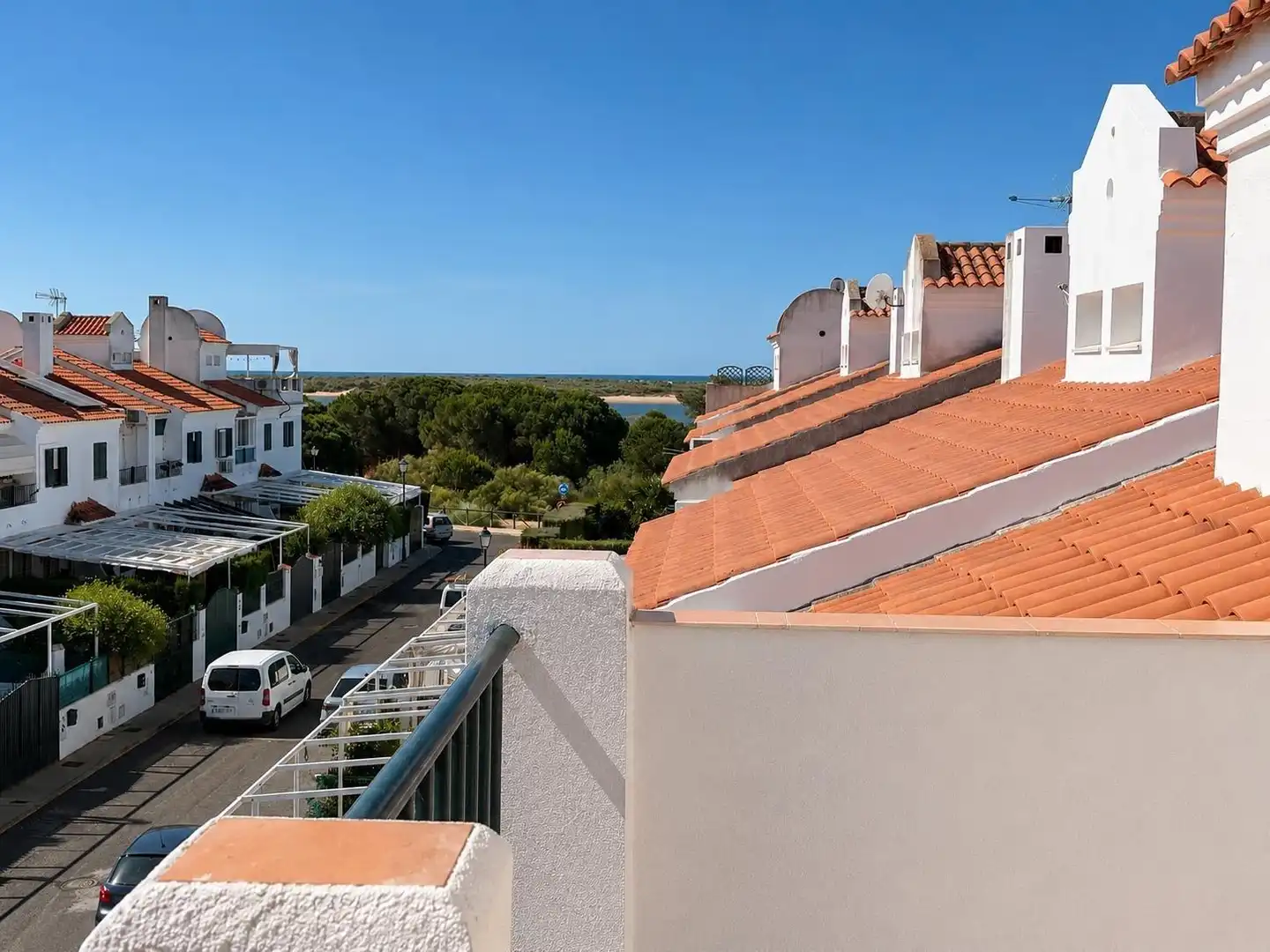 Vista exterior de Casa adosada en venta en El Rompido con Terraza, Amueblado y Balcón
