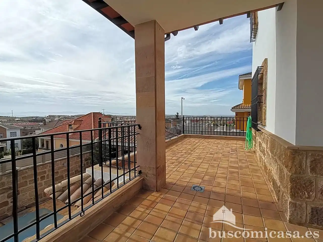Terrassa de Casa o xalet en venda en Linares amb Aire condicionat, Calefacció i Terrassa