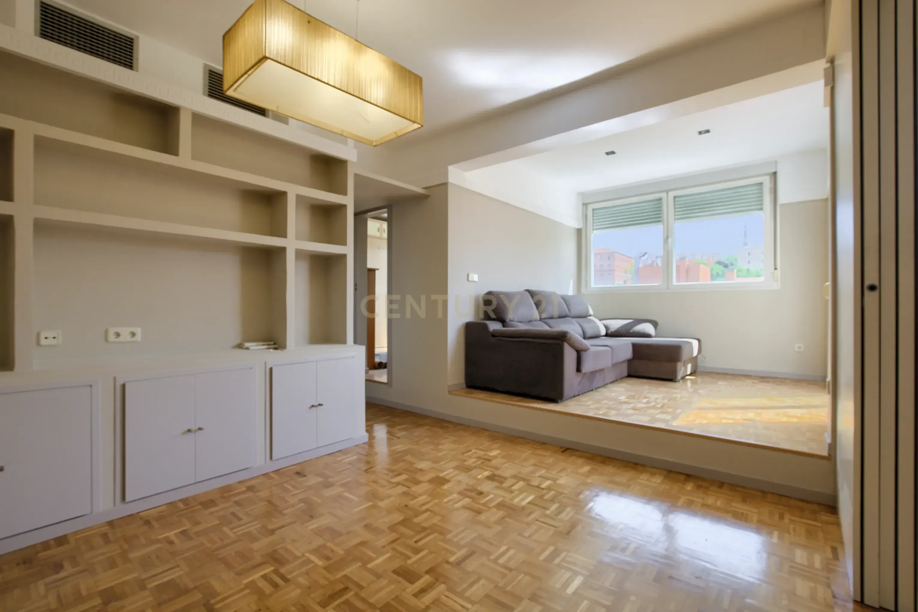 Living room of Flat to rent in  Madrid Capital  with Air Conditioner, Heating and Terrace