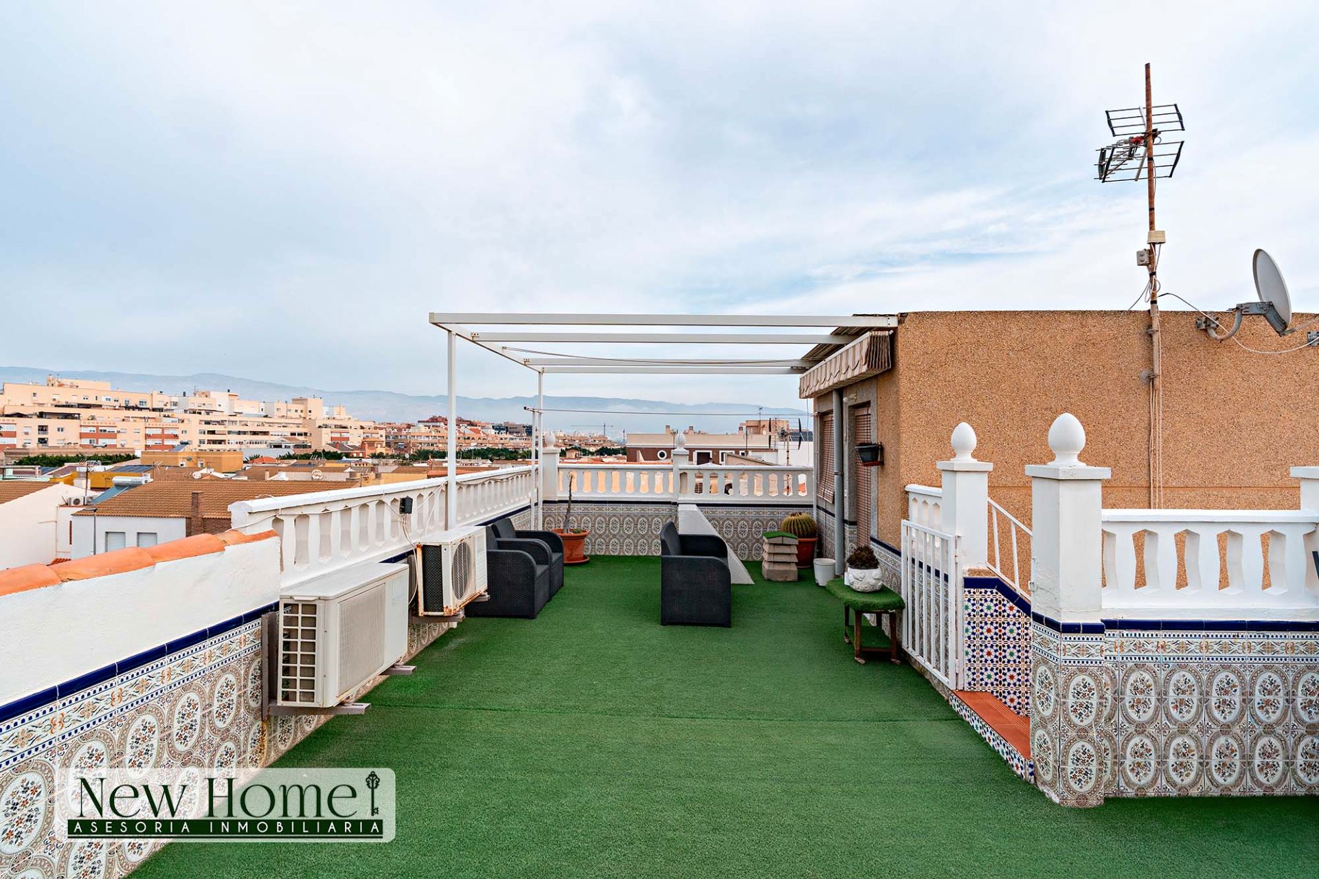 Terrassa de Casa o xalet en venda en Roquetas de Mar amb Terrassa, Moblat i Balcó