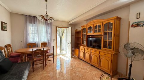 Foto 4 de Casa adosada en venta en Calle Pablo Mercader Torregrosa, 94, Parque Acuático - Sector 25, Torrevieja