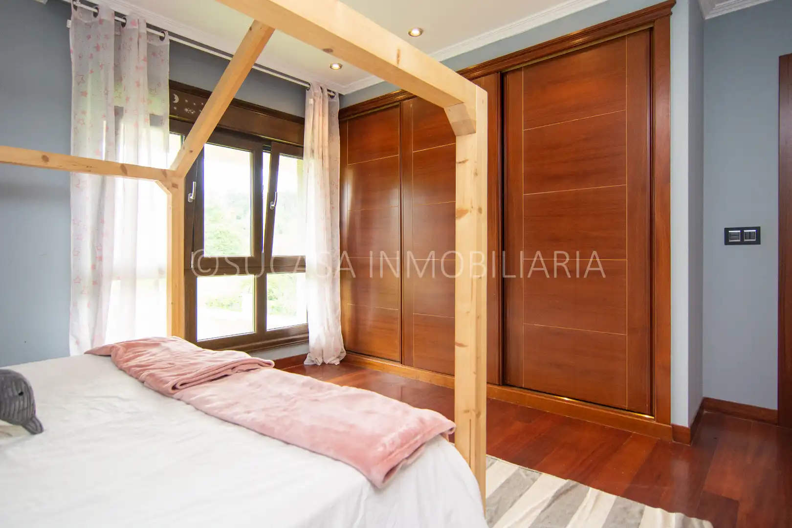 Schlafzimmer von Haus oder Chalet zur Miete in Abegondo mit Heizung, Privatgarten und Parkett