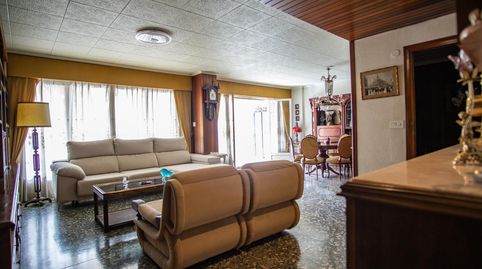 Foto 2 de Piso en venta en Plaza de Toros - Avenida Chapí - Trinquete, Elda