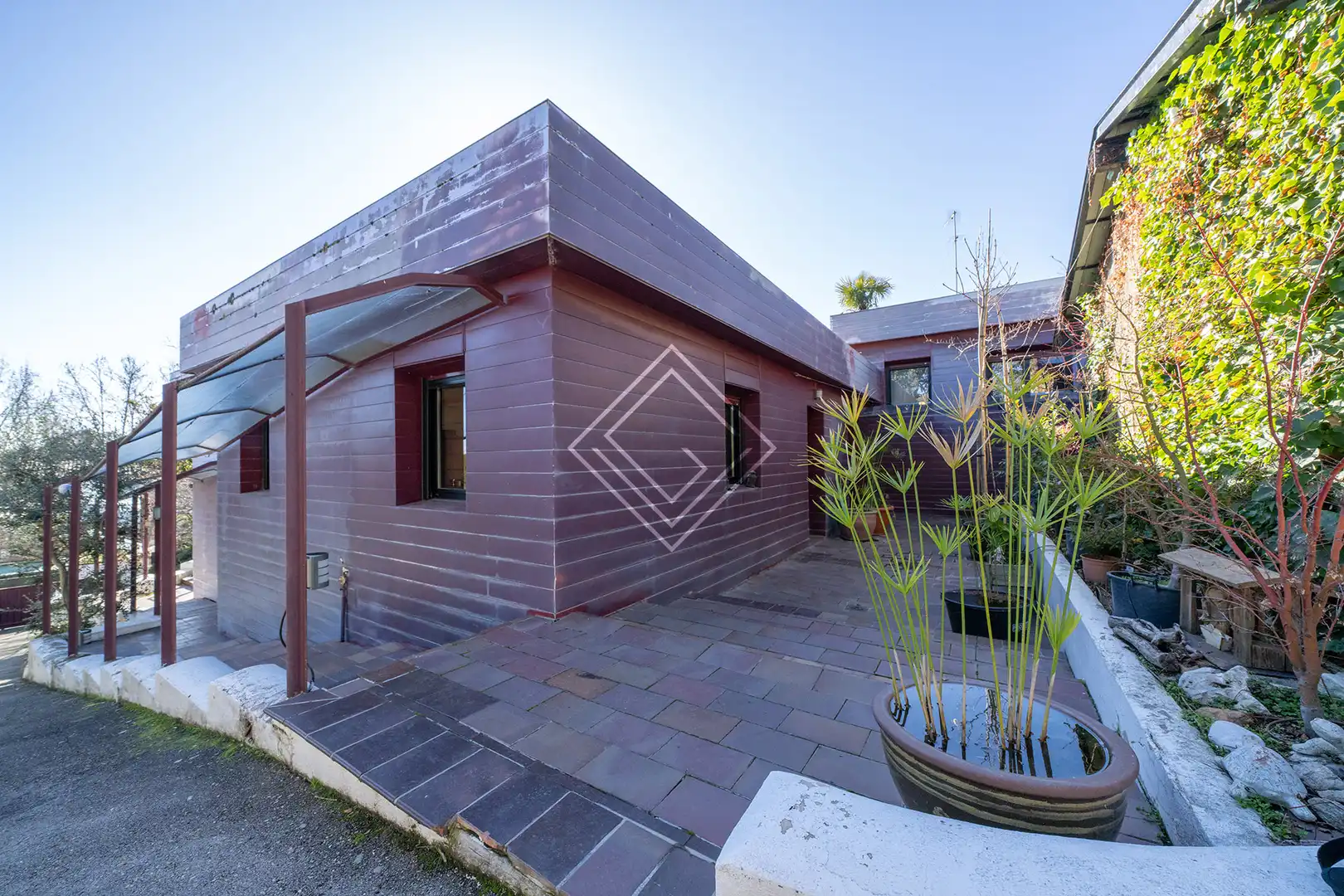 Vista exterior de Casa o xalet en venda en Fuente del Fresno amb Aire condicionat, Calefacció i Jardí privat