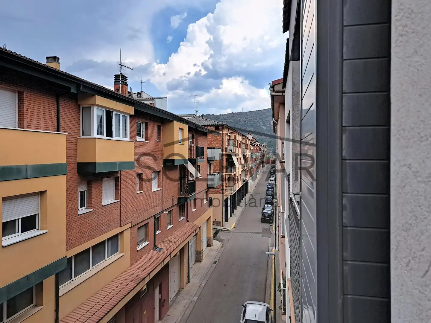 Außenansicht von Wohnung zum Verkauf in La Pobla de Segur mit Heizung, Parkett und Abstellraum