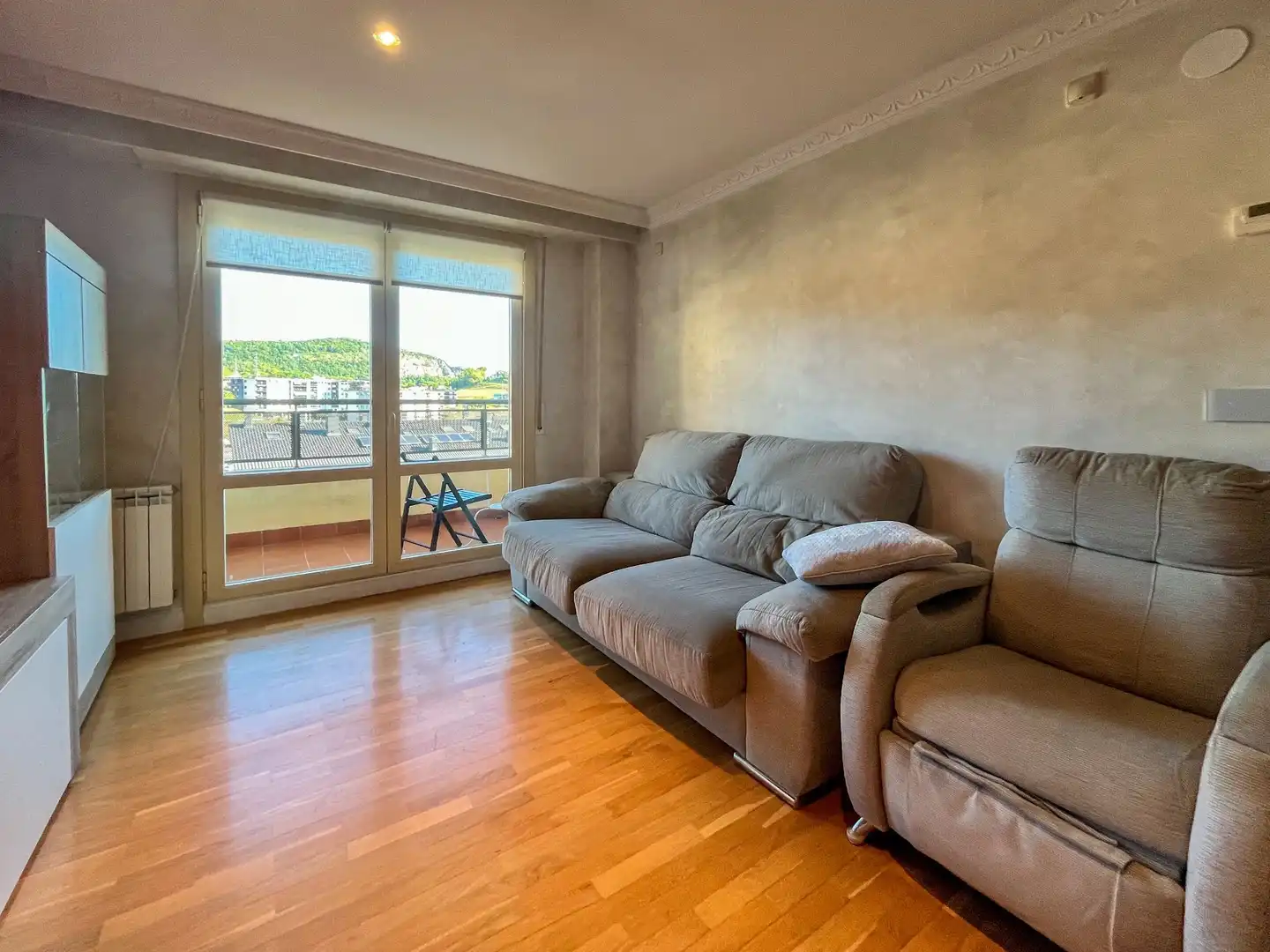Wohnzimmer von Wohnung zur Miete in Urnieta mit Heizung, Terrasse und Möbliert