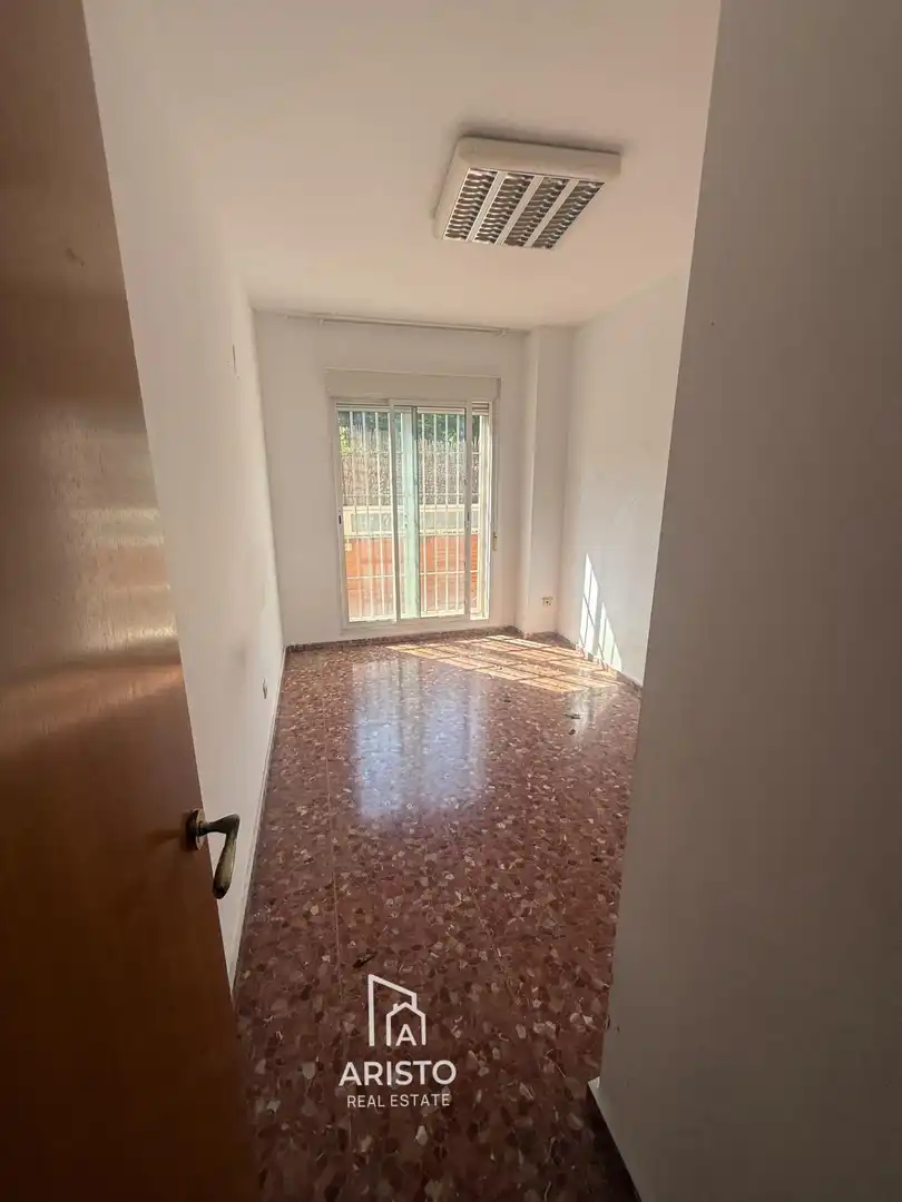 Schlafzimmer von Wohnung zum Verkauf in Manises