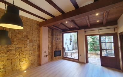 Flat for sale in Mislata  with Air Conditioner, Private garden and Parquet flooring