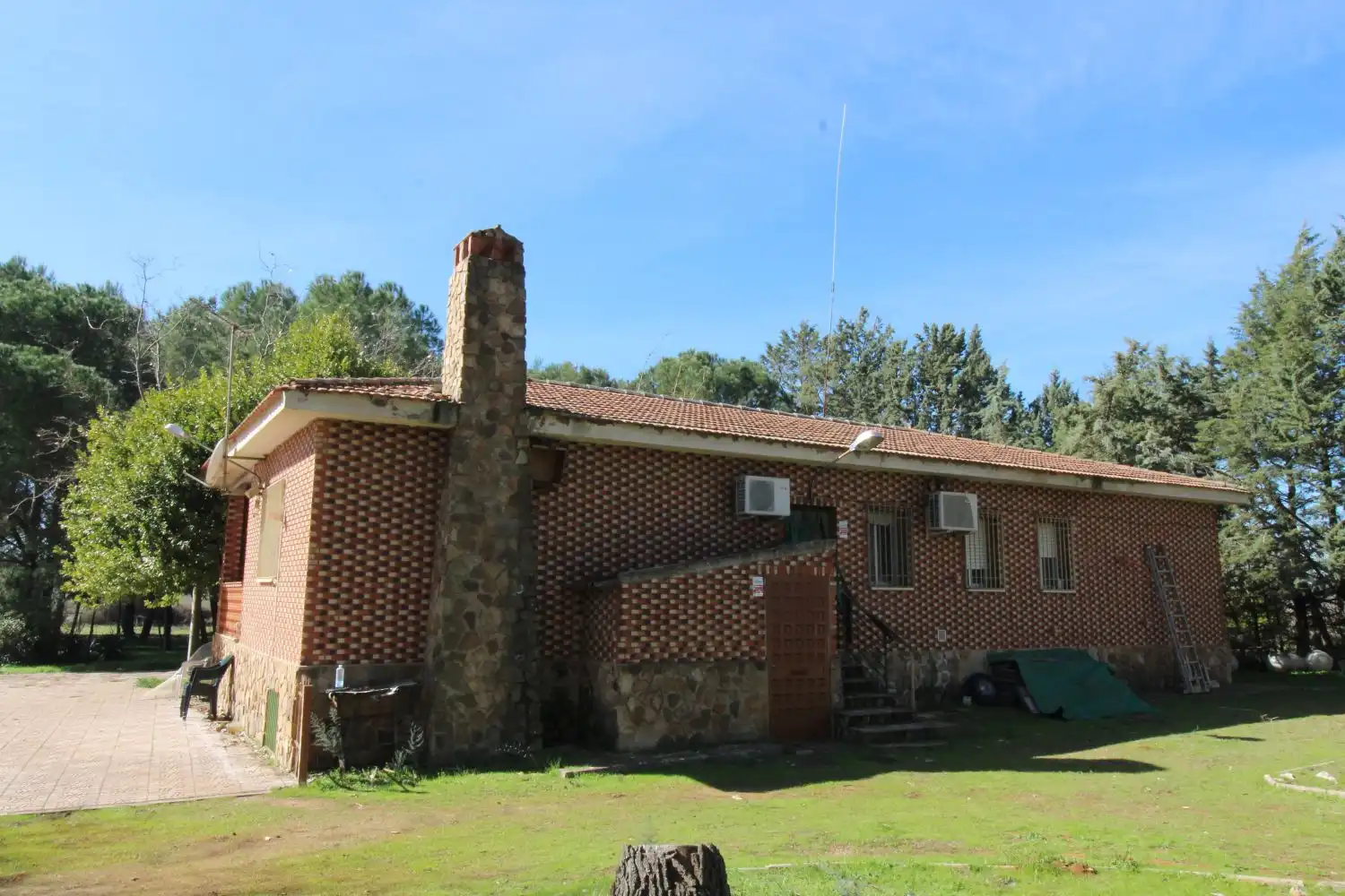 Vista exterior de Casa o xalet en venda en Ciudad Real amb Aire condicionat i Calefacció
