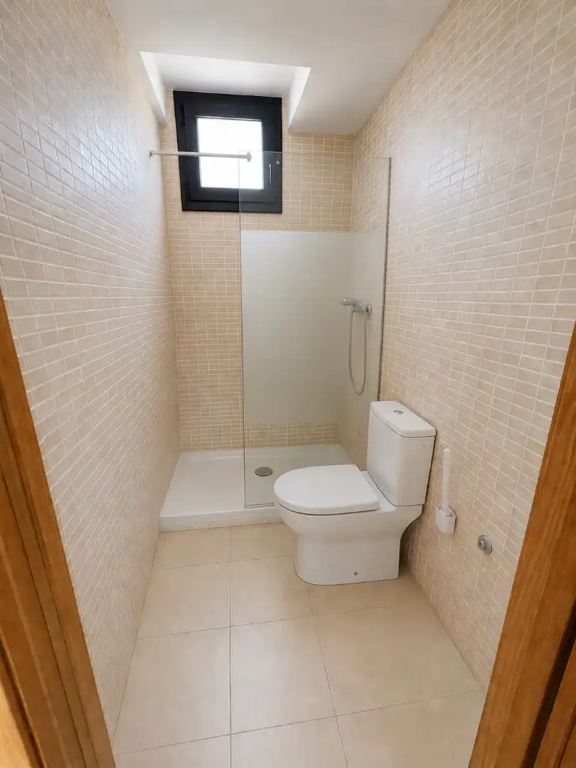 Baño de Piso en venta en Tremp con Jardín privado, Trastero y Balcón