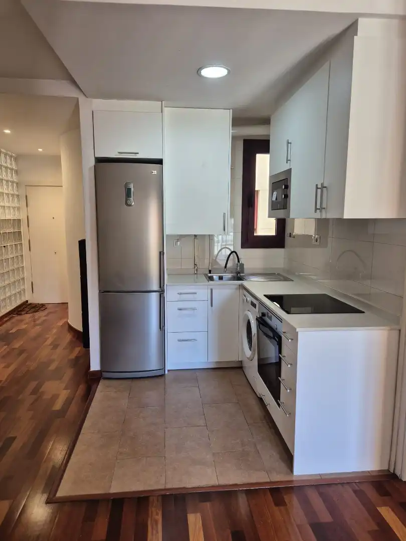 Flat with lift for sale in Carrer de Biscaia 327, imagen 3
