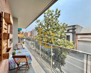 Exterior view of Flat for sale in Cerdanyola del Vallès  with Air Conditioner, Heating and Private garden