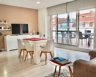 Sala d'estar de Àtic en venda en Reus amb Aire condicionat, Calefacció i Parquet