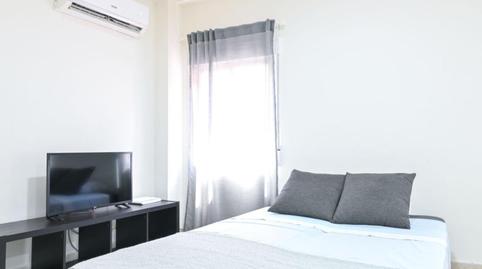 Foto 5 de Apartamento de alquiler en Numancia,  Madrid Capital