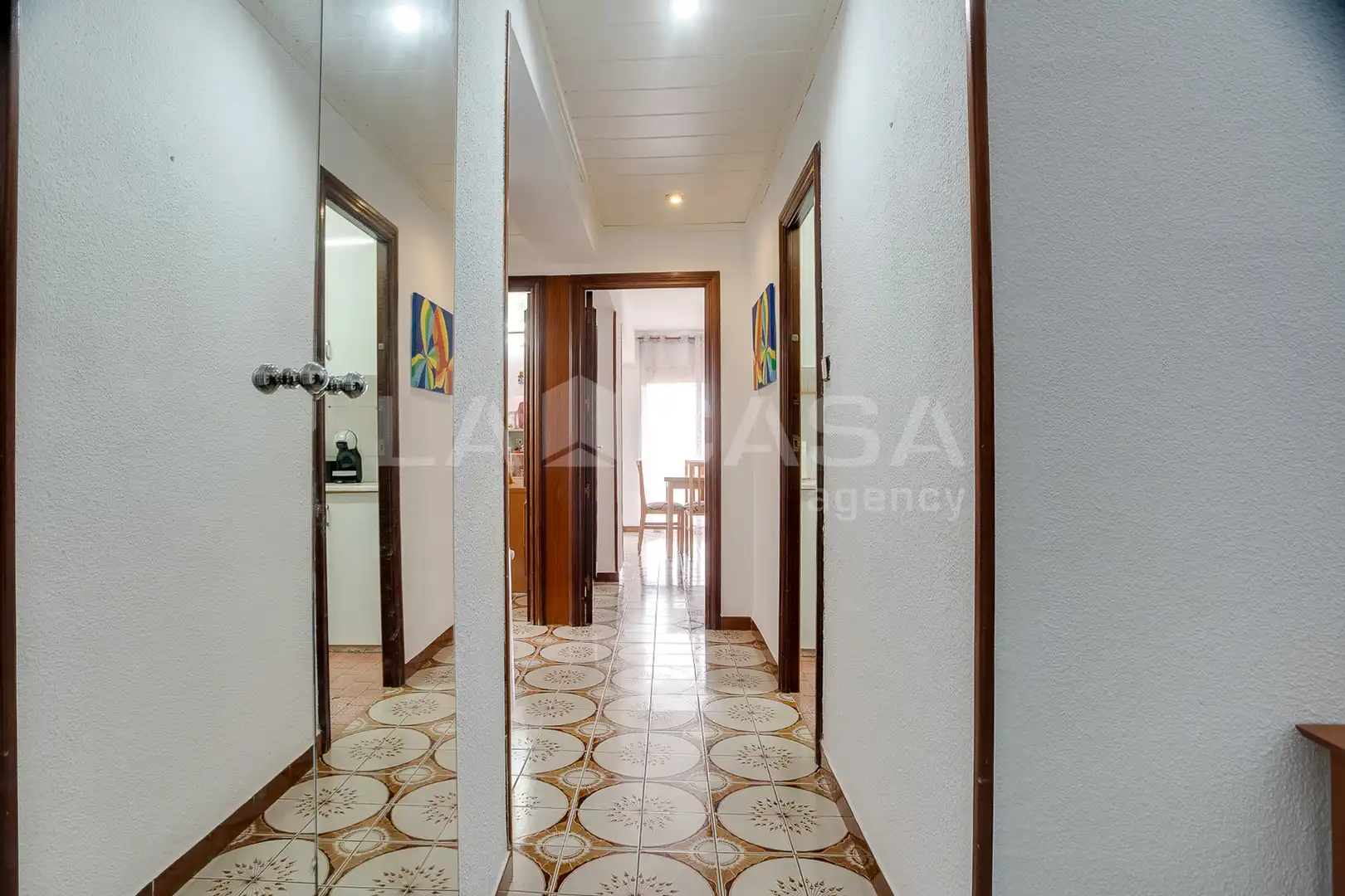 Piso en venta en Barcelona con Calefacción, Trastero y Balcón