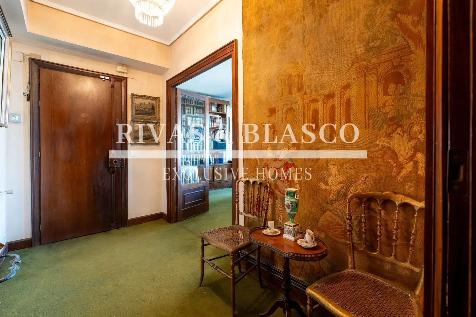 Apartament en venda en Donostia - San Sebastián  amb Calefacció i Traster