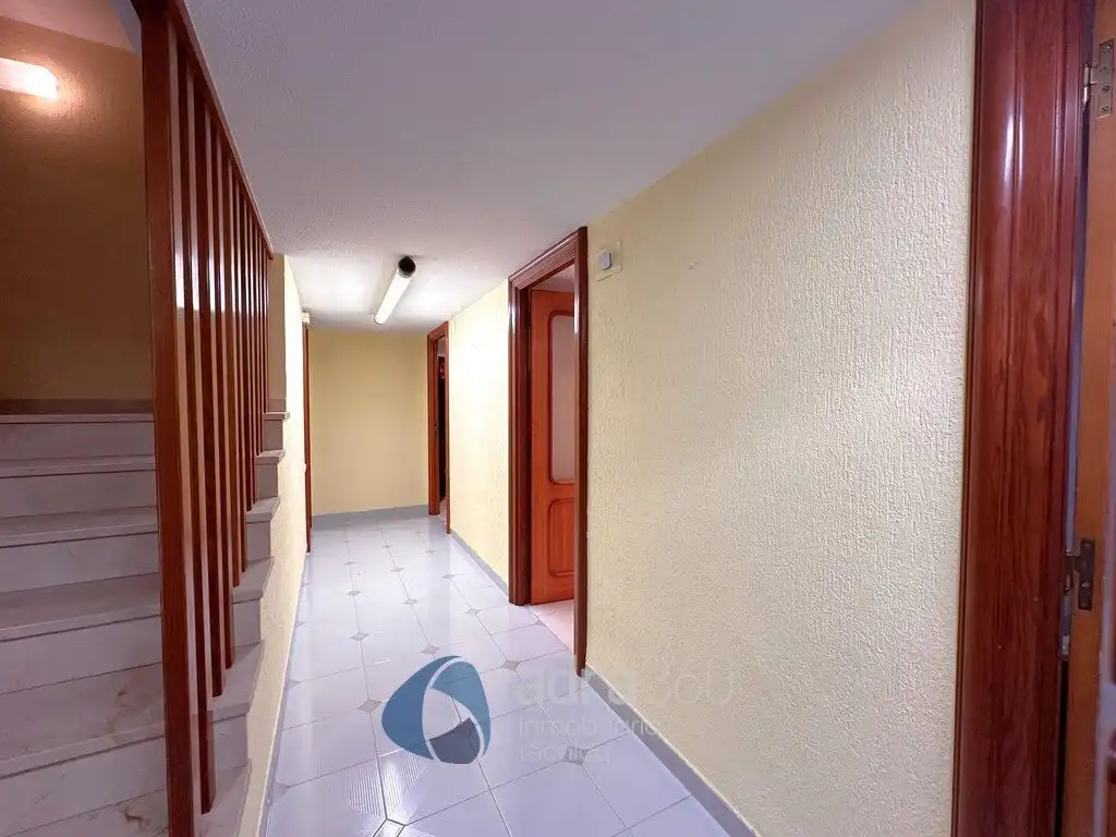 Houses for sale in Lardero  with Air Conditioner, Heating and Private garden