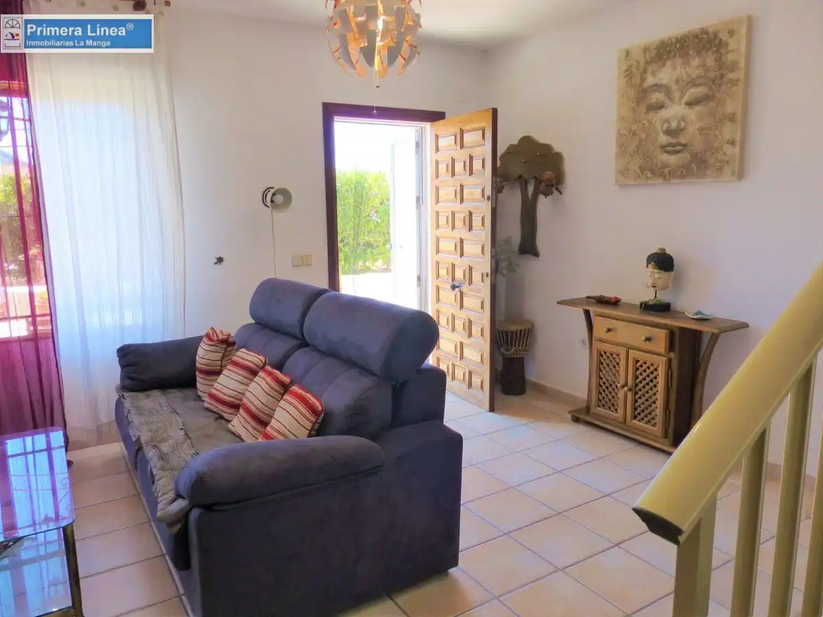 Casa adosada en venta en Cartagena con Jardín privado, Trastero y Amueblado